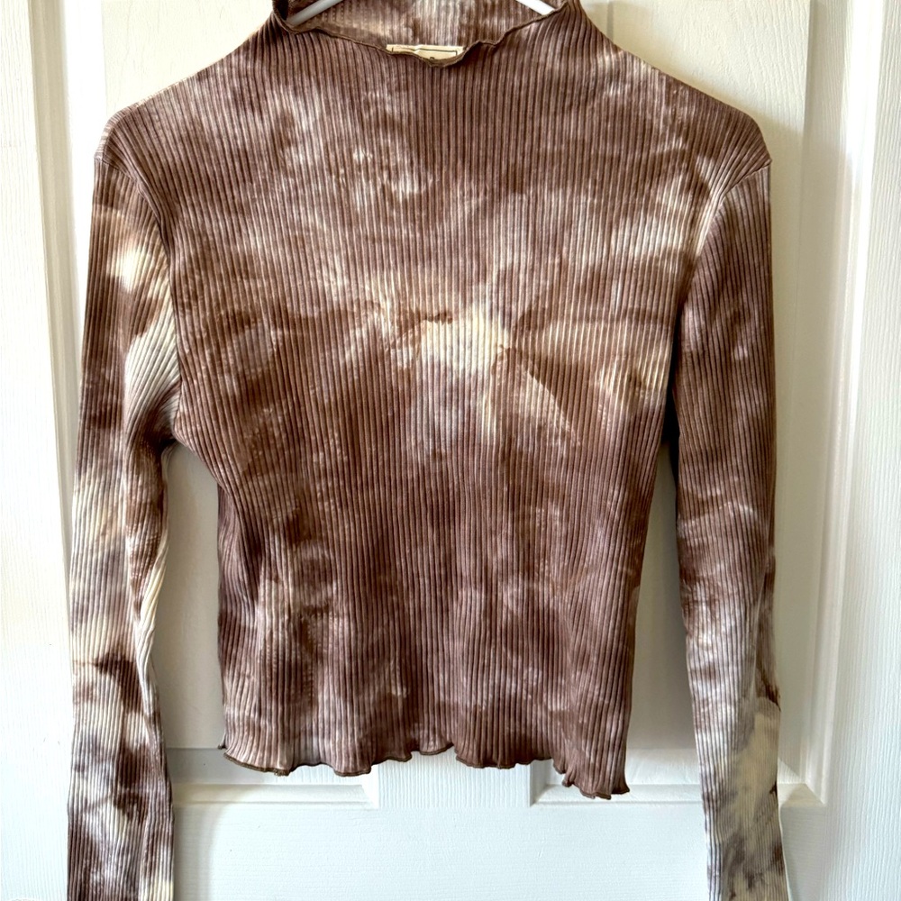 Style Rack Ribbed Mock Turtle, L, Tie Dyed in Shades of Gray NWOT